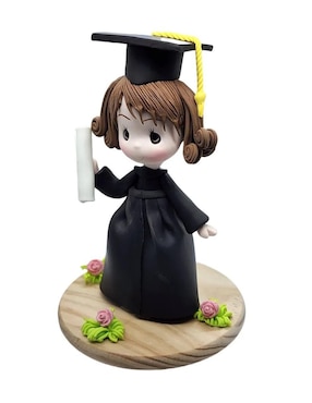 Figura de niña Limerence By Claudia Herrera Graduación