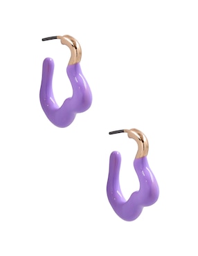 Aretes cortos Claire´s con acabado brillante