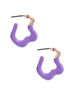 Aretes cortos Claire´s con acabado brillante