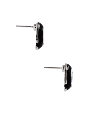 Aretes corto de pingüino Claire´s con acabado mate