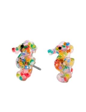 Aretes cortos de caballito mar Claire´s con acabado mate