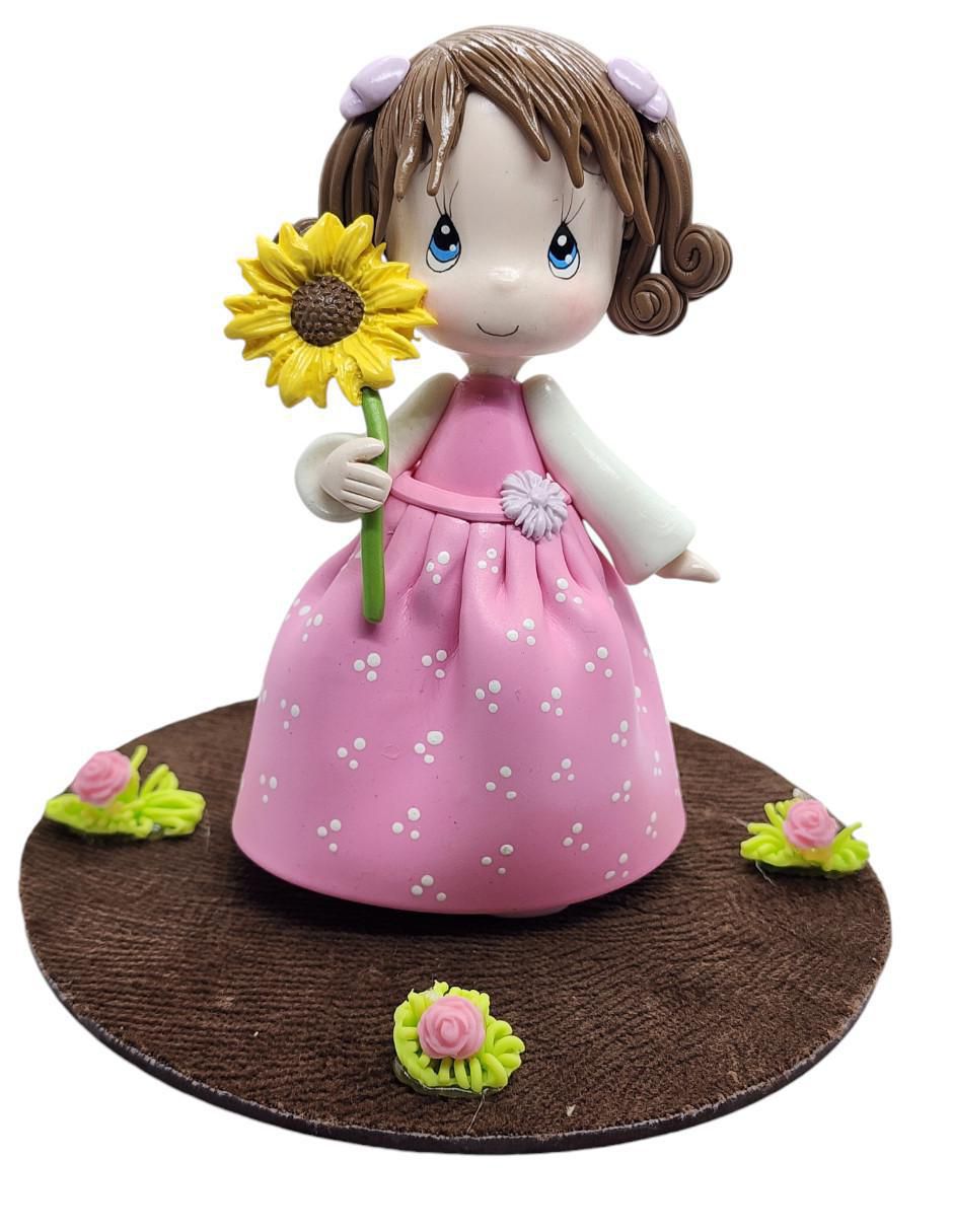 Figura de niña 3