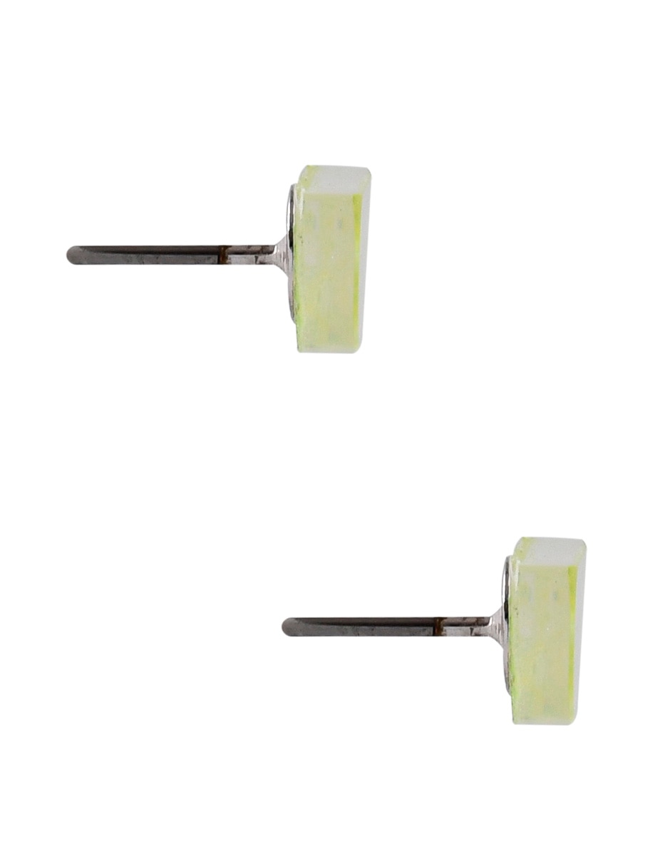 Aretes frutales con acabado mate 3