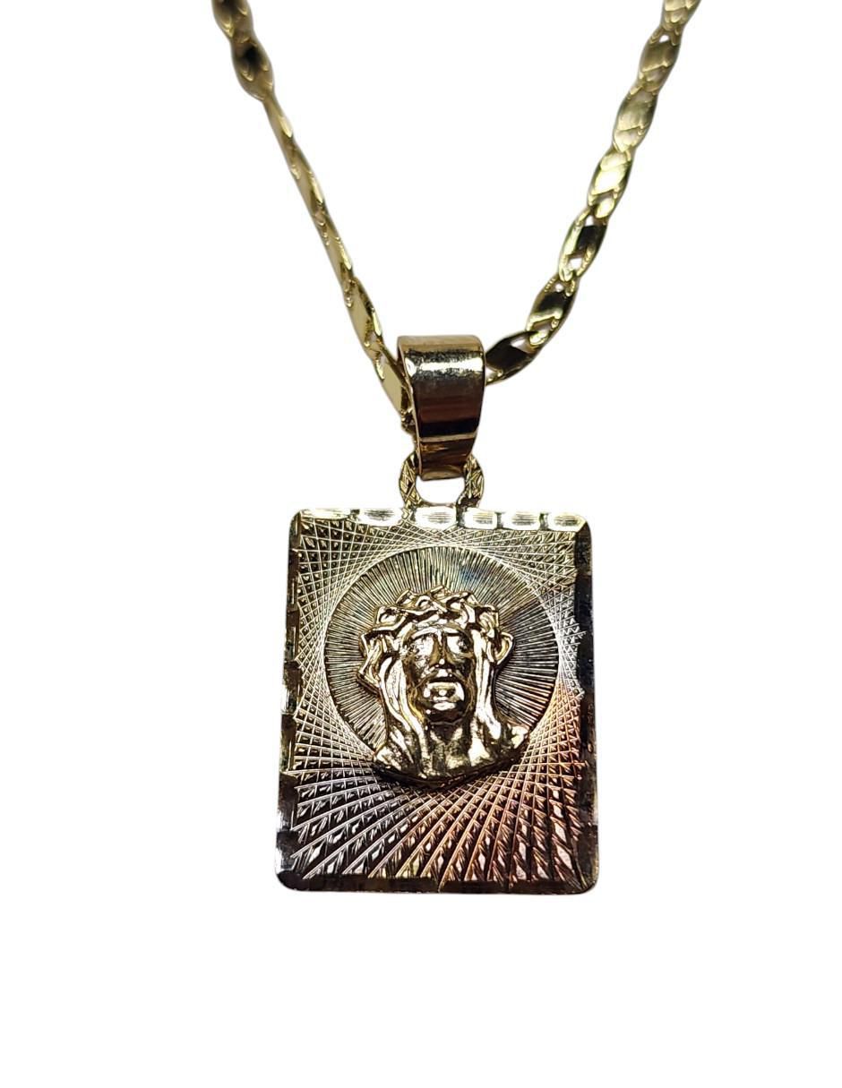 Medalla y cadena cristo cuadrada Católica de oro laminado 14 K 4