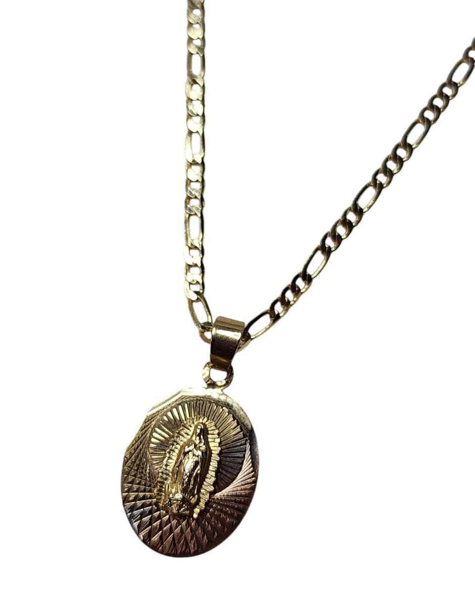 Medalla y cadena Virgen de Guadalupe ovalada de oro laminado 14 K 3