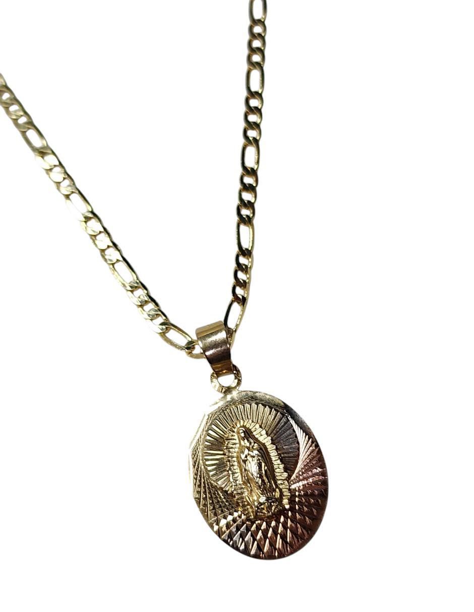 Medalla y cadena Virgen de Guadalupe ovalada de oro laminado 14 K 4