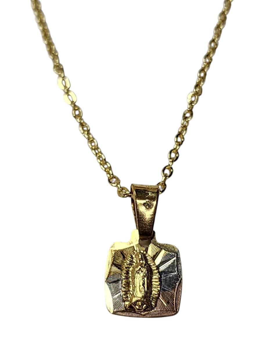 Medalla y cadena Virgen de Guadalupe cuadrada de oro laminado 14 K Medalla y cadena Virgen de Guadalupe cuadrada de oro laminado 14 K