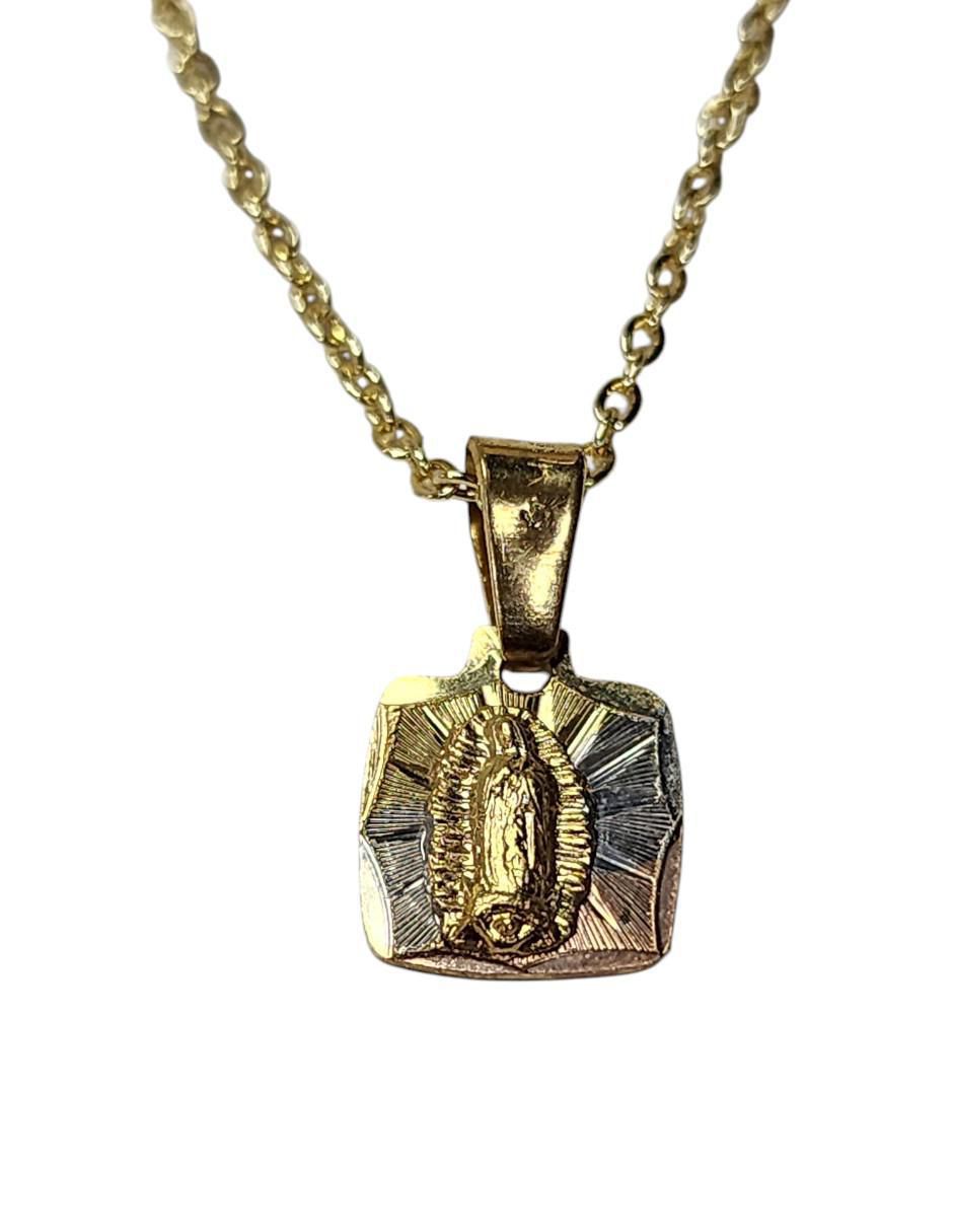 Medalla y cadena Virgen de Guadalupe cuadrada de oro laminado 14 K 5