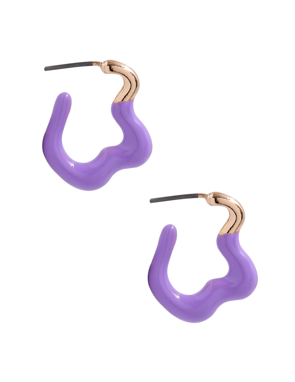 Aretes cortos con acabado brillante 3