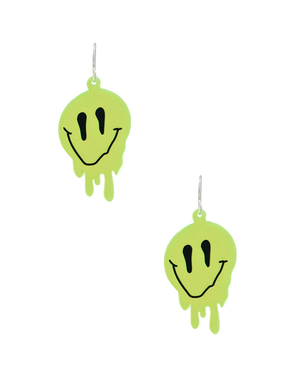 Aretes largos de fantasma con acabado mate