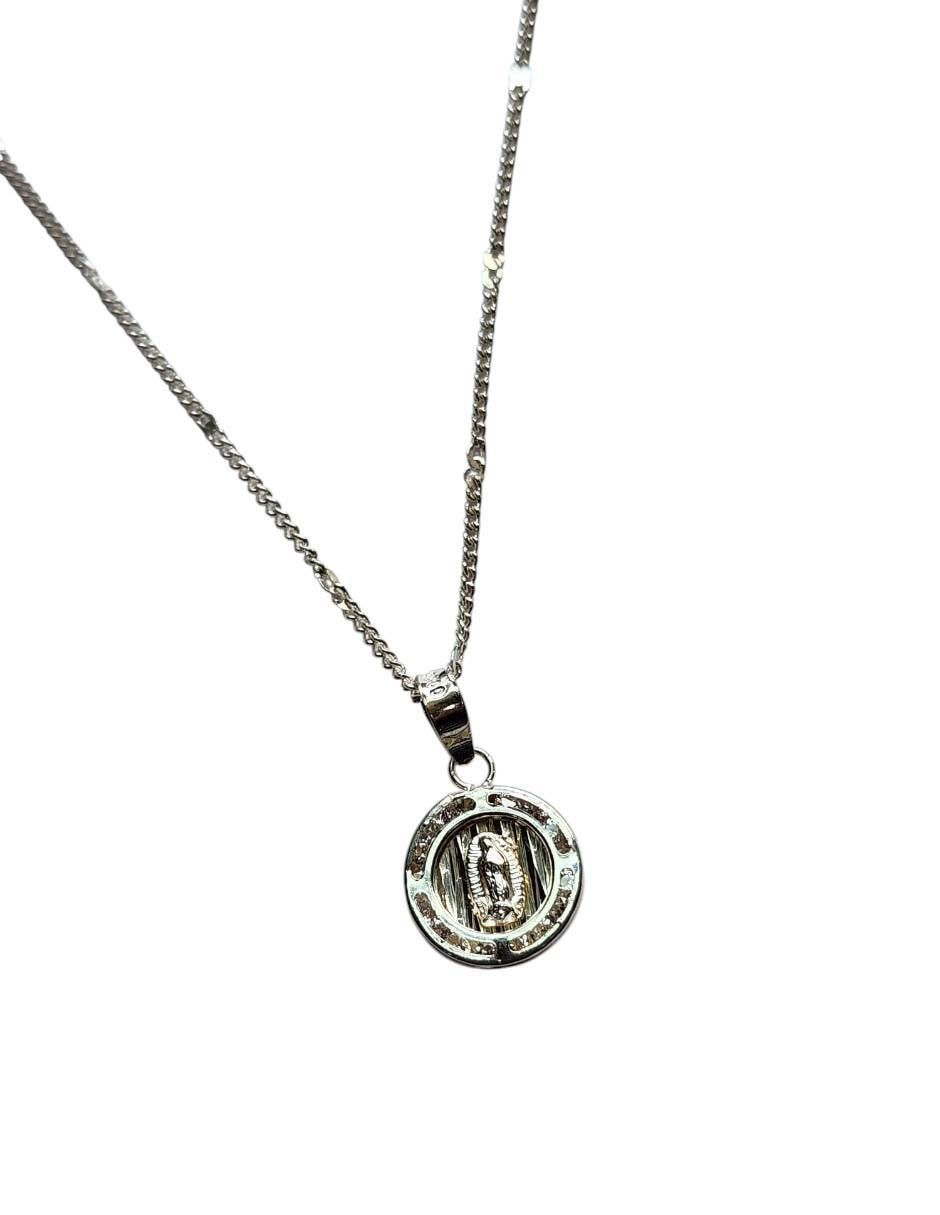 Medalla y cadena Virgen de Guadalupe de plata P 925 4