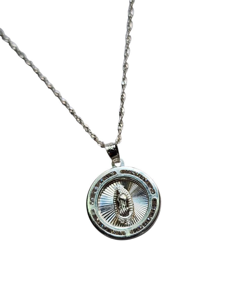 Medalla y cadena virgen de guadalupe de plata P 925 2