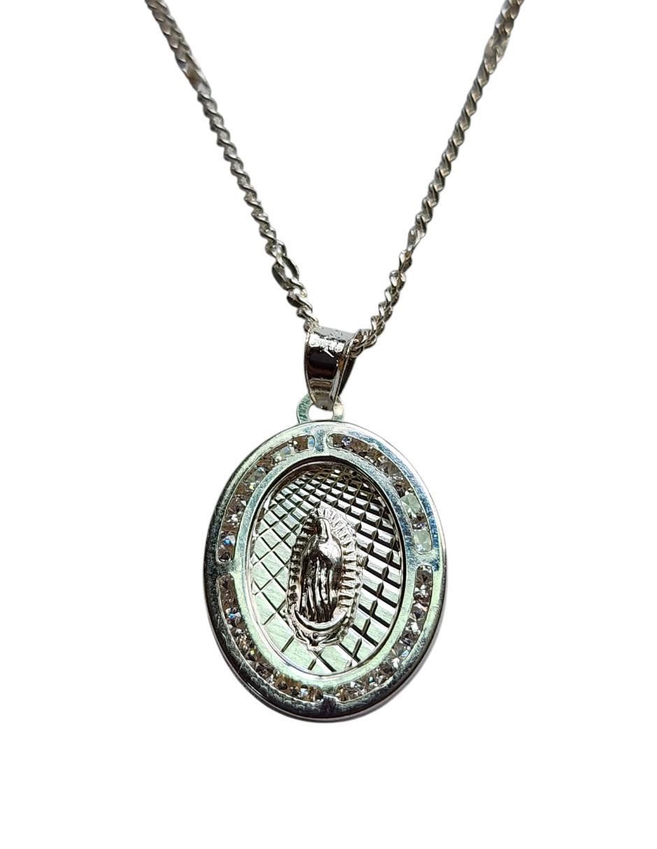 Medalla y cadena Virgen de Guadalupe ovalada de plata P 925 4
