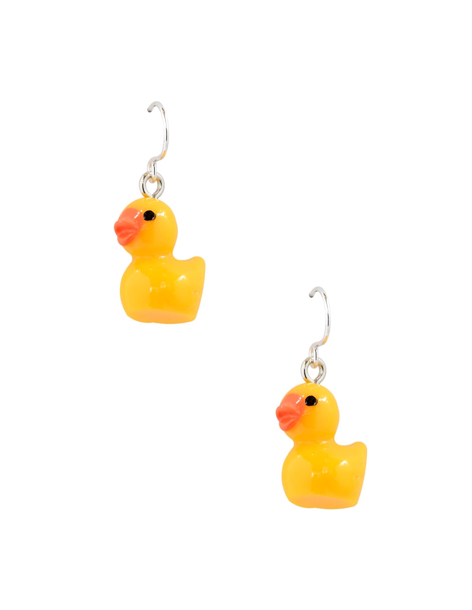 Aretes cortos de pato con acabado mate 2