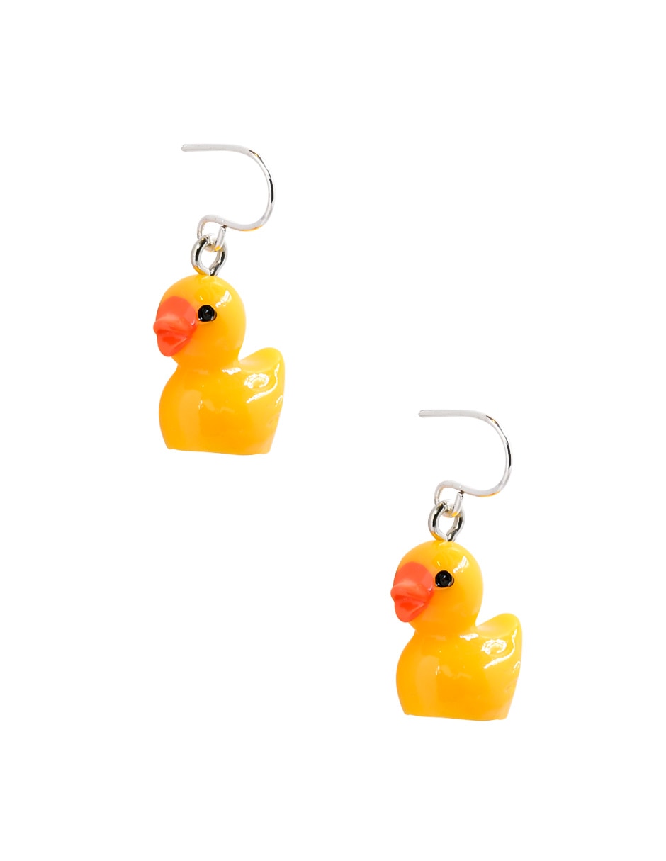 Aretes cortos de pato con acabado mate 3