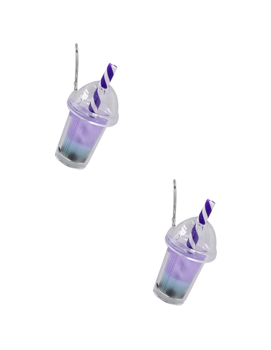 Aretes largos con acabado brillante